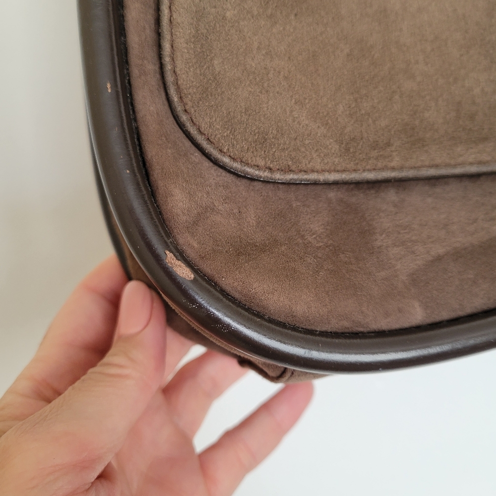 Gucci Suede Shoulder Bag - Picture 3 of 11
